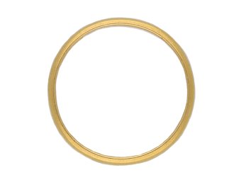 22ct yellow gold wedding band, circa 1900.