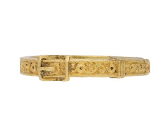 15th century engraved gold buckle ring, circa 1500. Hatton garden