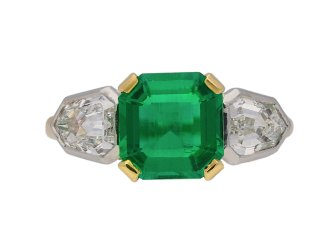 Art Deco Colombian emerald diamond ring berganza hatton garden