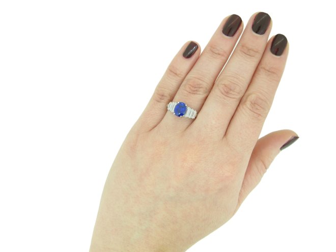 Vintage Ceylon sapphire and diamond ring berganza hatton garden