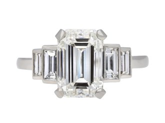 Art Deco flanked solitaire diamond ring, circa 1925. Hatton Garden