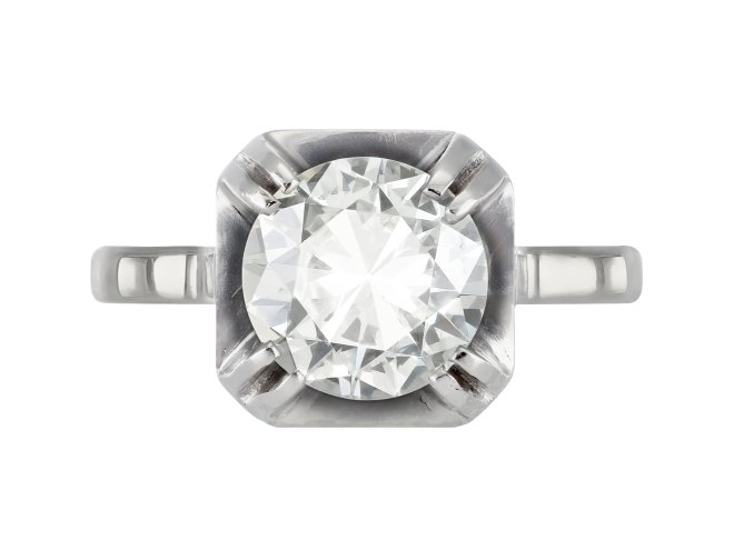 Art Deco diamond ring, French, circa 1935. 