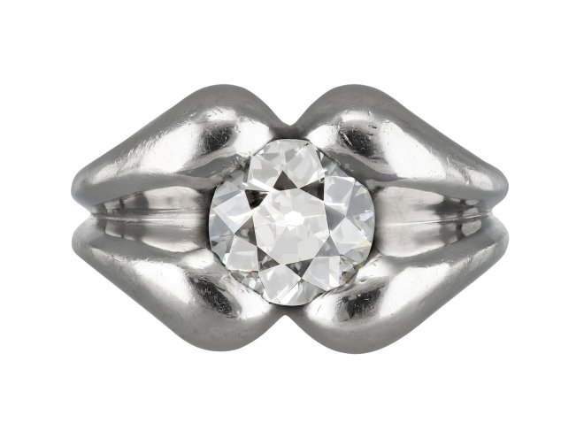 Diamond solitaire ring, circa 1940.