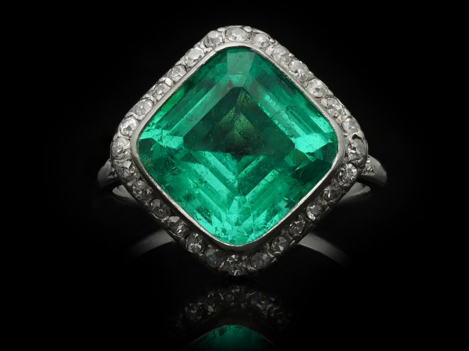 Colombian emerald diamond cluster ring berganza hatton garden
