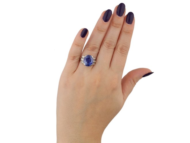 Ceylon sapphire and diamond ring berganza hatton garden