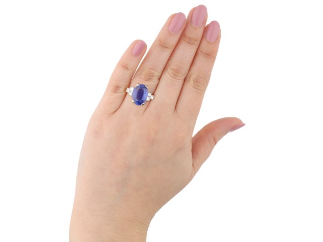 Art Deco Ceylon sapphire and diamond ring hatton garden