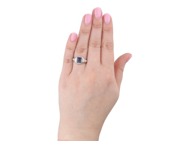 Art Deco sapphire and diamond cluster ring hatton garden