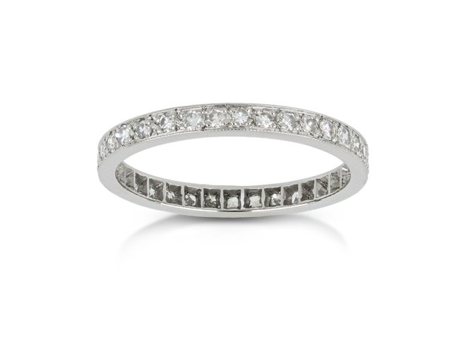 Diamond full eternity ring, circa 1920