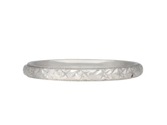 Platinum engraved wedding band, English, circa 1915. Hatton Garden
