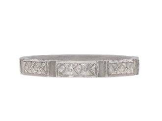 Platinum engraved wedding band, circa 1920.Hatton Garden