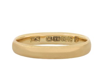 Yellow gold wedding band, English, 1927.