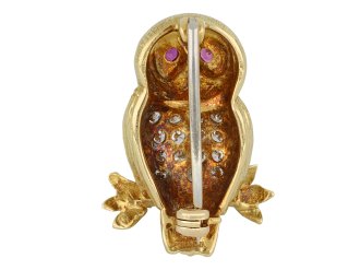 Cropp & Farr diamond owl brooch, English, 1980. hatton garden