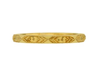 Engraved gold wedding band, English, 1941 hatton garden