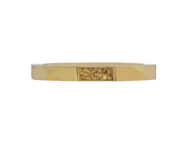 Yellow gold engraved wedding ring, English, 1953.