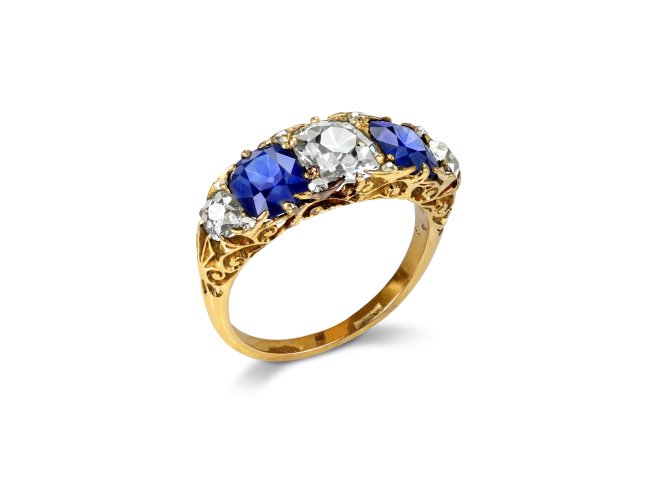 sapphire and diamond ring 
