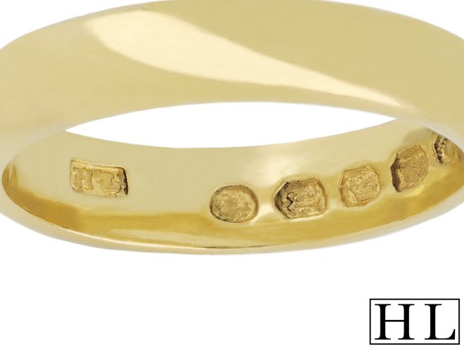 Yellow gold wedding band, English, 1872.