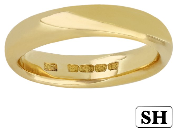 Yellow gold wedding band, English, circa 1928