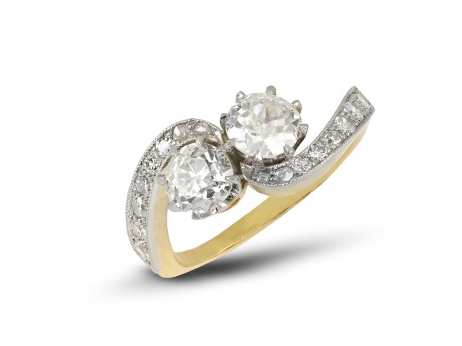 Edwardian diamond crossover ring, circa 1910.