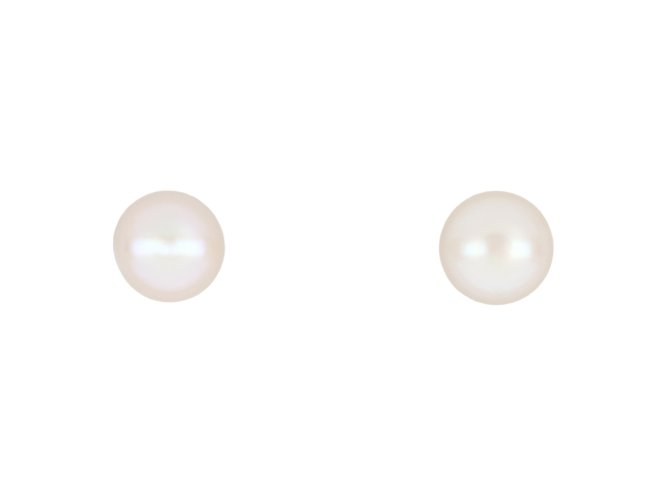 Natural pearl stud earrings.