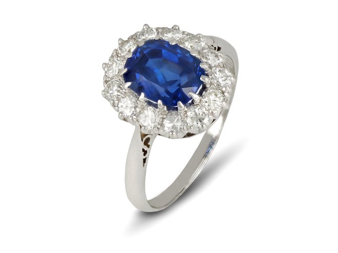 Edwardian Ceylon sapphire coronet cluster ring, circa 1915.Edwardian Ceylon sapphire coronet cluster ring, circa 1915.
