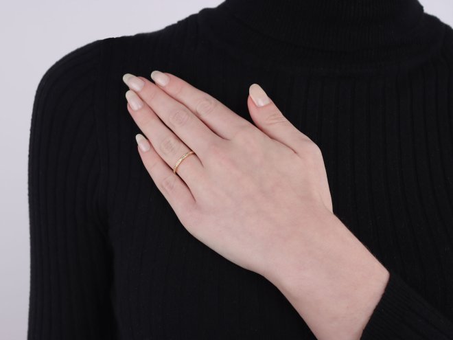 Diamond full eternity ring, circa 1950.