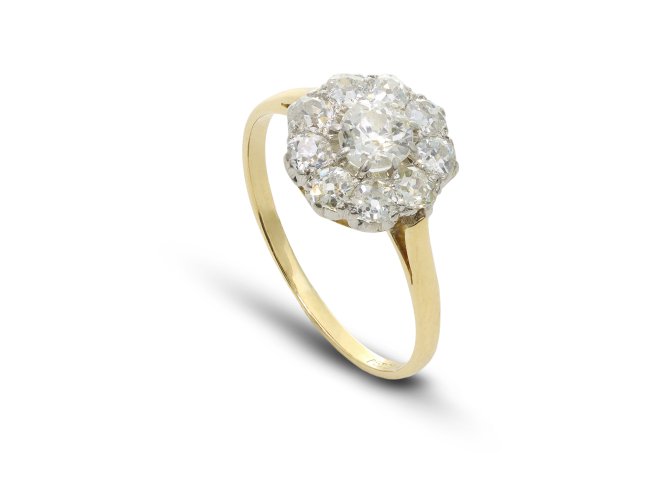 Edwardian diamond coronet cluster ring, circa 1910.