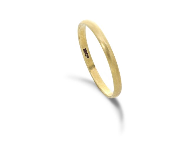 Yellow gold wedding band, circa 1950.