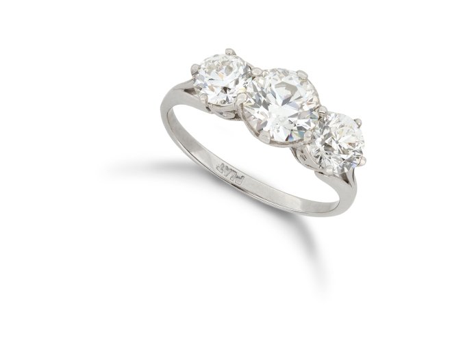 Edwardian diamond three stone ring, circa 1910. 