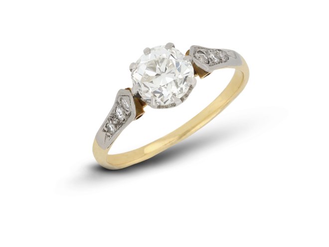 Old mine diamond flanked solitaire, circa 1910