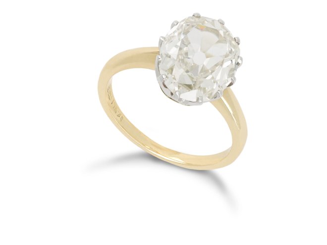 Old mine diamond solitaire ring, circa 1905.
