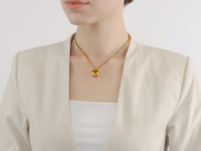 Yellow Sapphire pendant, circa 1890. 