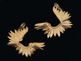 Vintage gold clip earrings, French, circa 1950. 