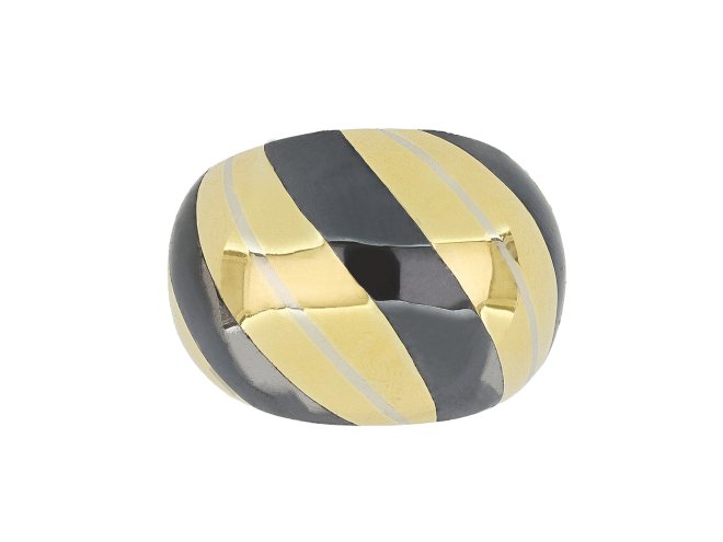 Vintage gold and steel bombe ring, circa 1940. 