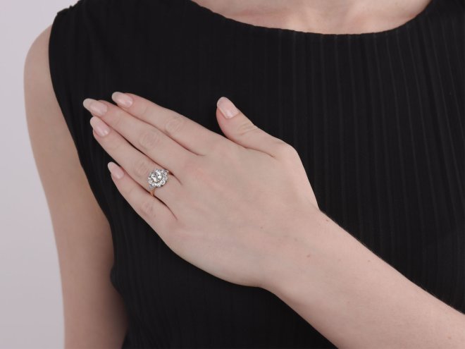 Edwardian diamond coronet cluster ring, circa 1910.