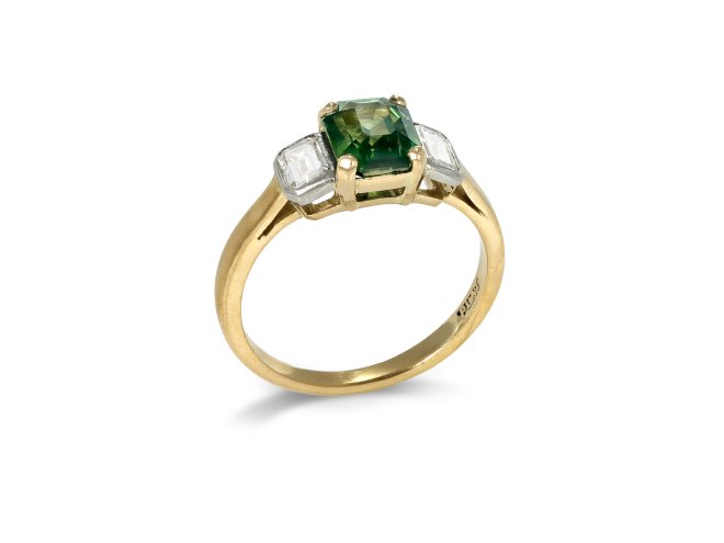 Green sapphire and diamond ring. 