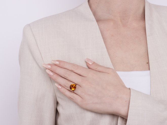 Citrine solitaire ring, circa 1900.
