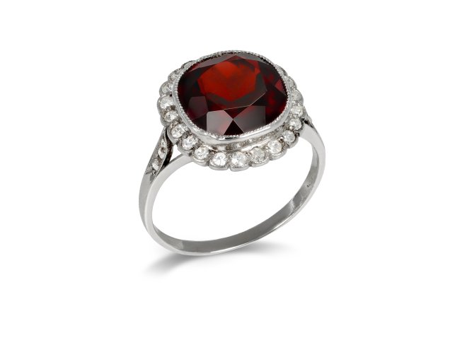 Garnet and diamond coronet cluster ring, circa 1915.