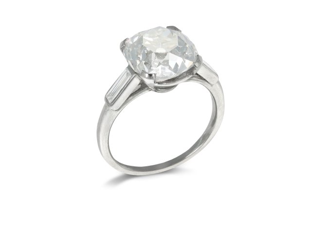 Cartier Paris 4.37 carat diamond flanked solitaire, French, 1937.