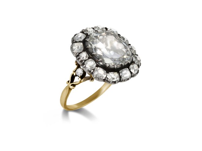 Victorian diamond coronet cluster ring, circa 1880.