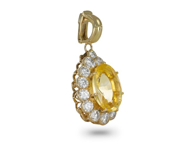 Van Cleef & Arpels yellow sapphire and diamond pendant, circa 1980.
