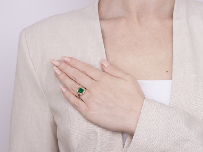 Colombian emerald and diamond coronet cluster ring, circa 1890. 