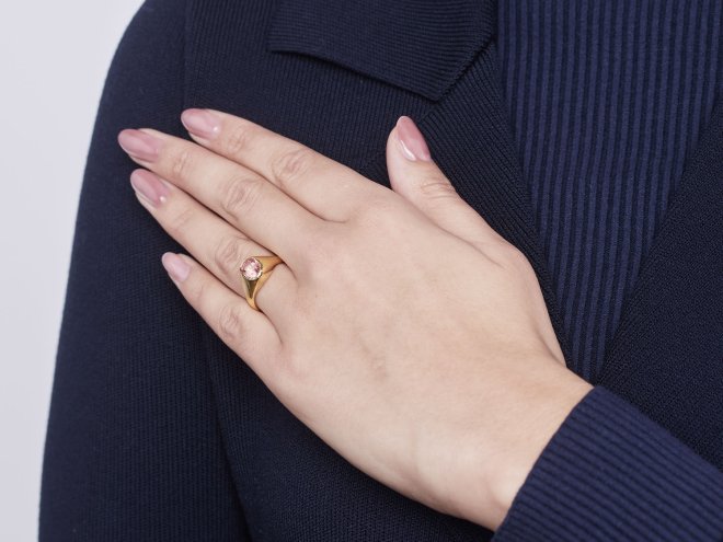 Padparadscha Ceylon sapphire ring, circa 19....