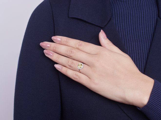 Yellow sapphire and diamond coronet cluster ring, circa 1910.