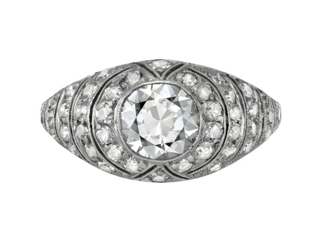 Art Deco diamond cluster ring, circa 1930.