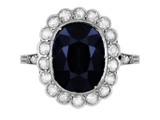 Belle Époque sapphire and diamond coronet cluster ring, French, circa 1910.