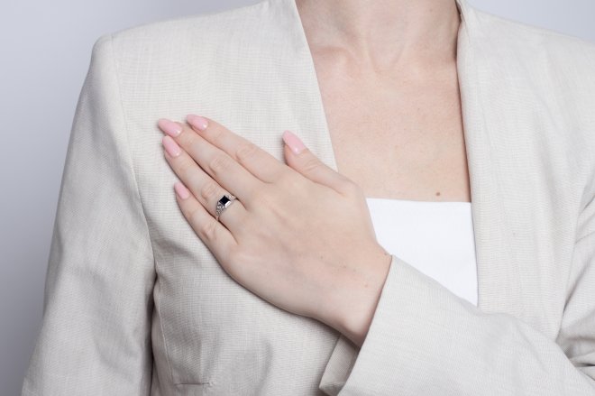 Art Deco sapphire cluster ring, French, circa 1920.