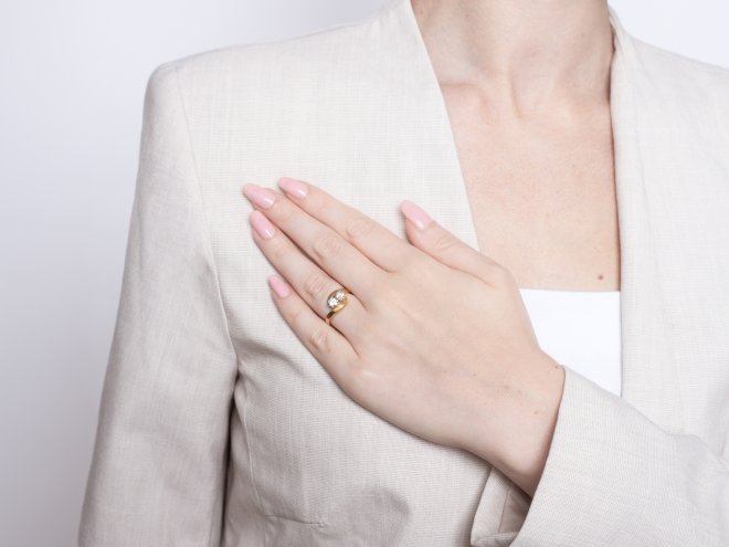 Diamond crossover ring, circa 1970.