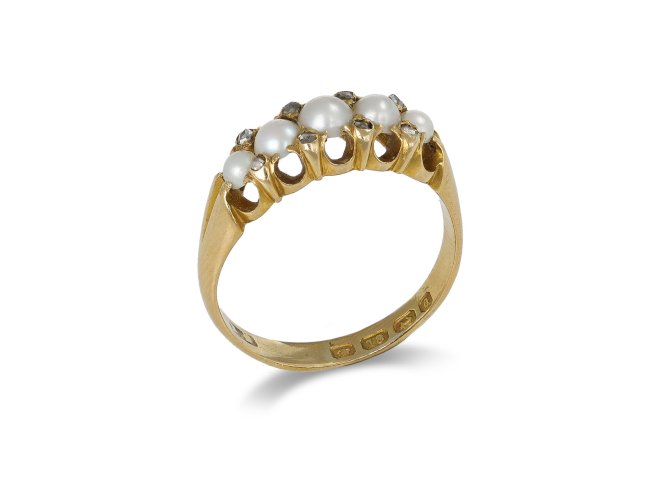 Pearl and diamond five stone ring, English, 1900. 