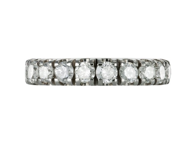 Diamond full eternity ring, circa 1950.