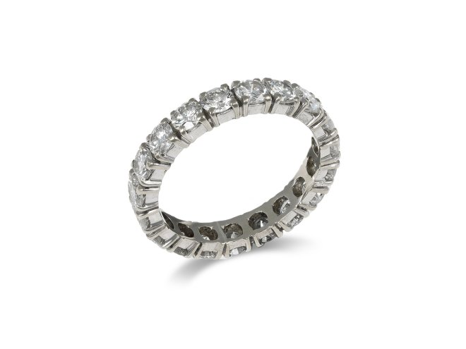 Diamond full eternity ring, French, circa 1950. 